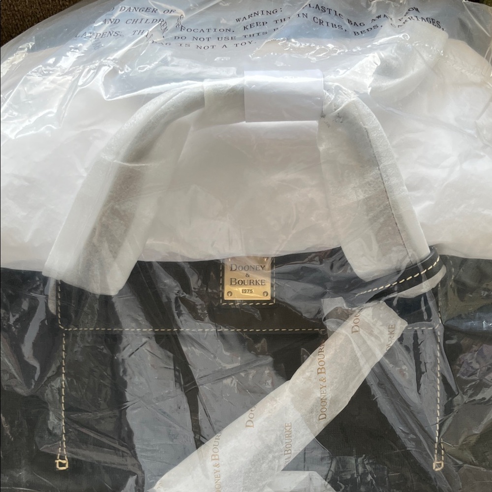 Dooney & Bourke Florentine Leather Shoulder Bag Factory Packaging - Picture 3 of 8